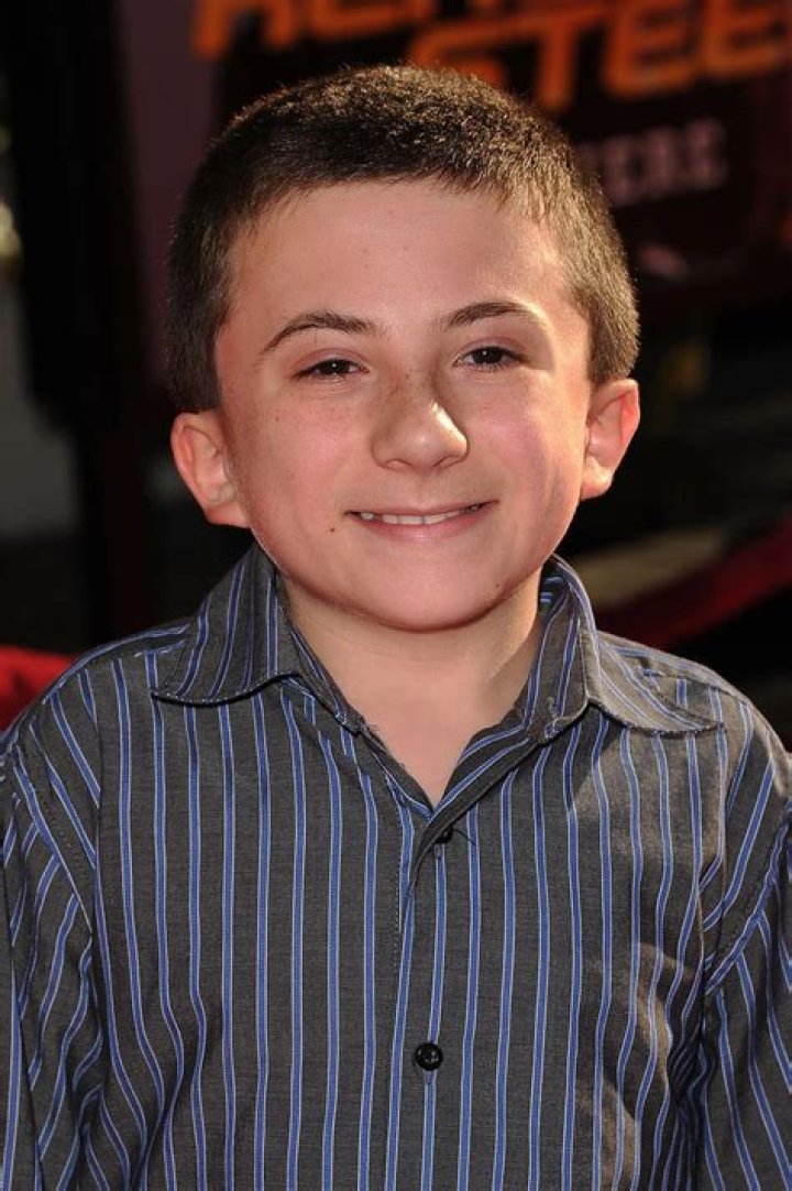 Atticus Shaffer Doblaje Wiki Fandom