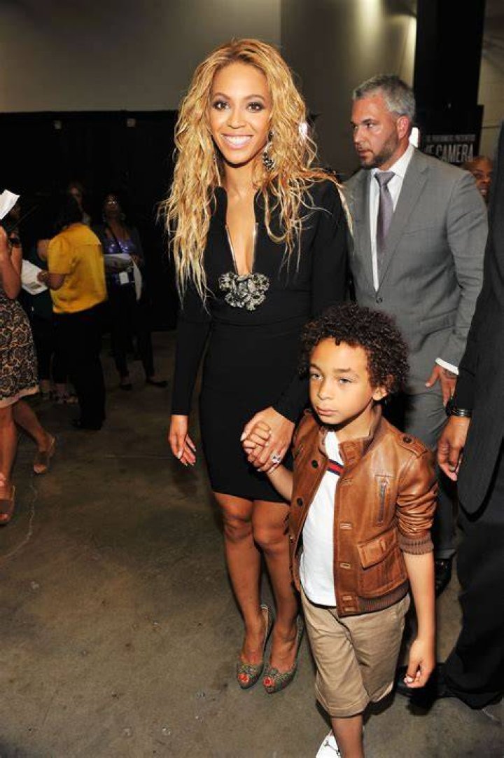 Beyonce and Nephew Julez Smith Pictures POPSUGAR Celebrity Photo 7
