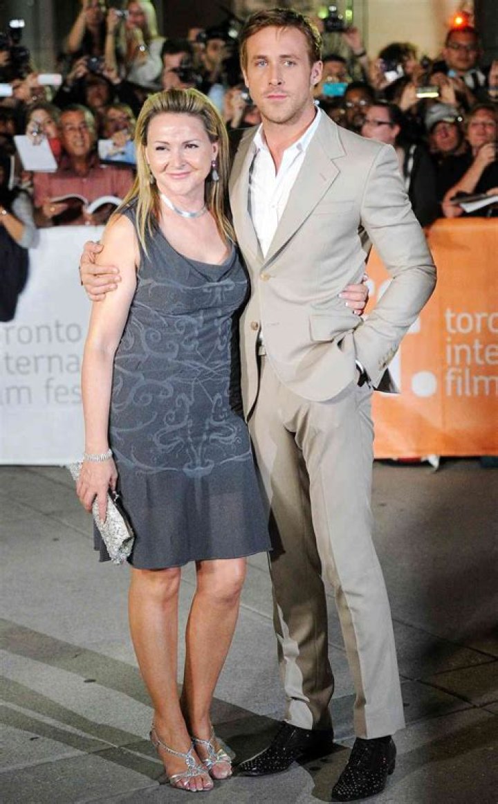 Donna Gosling Who is Ryan Gosling's mother? Bio, age, children, net worth
