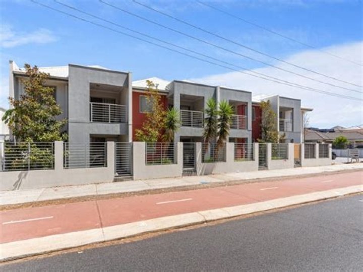 Gamato 10/12 John St, Bentley WA 6102, Australia