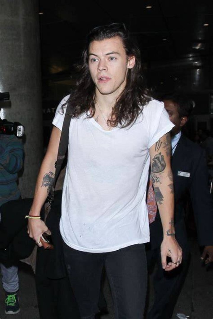 Harry Styles Evolved Into a Total Babe, His Transformation Is Crazy