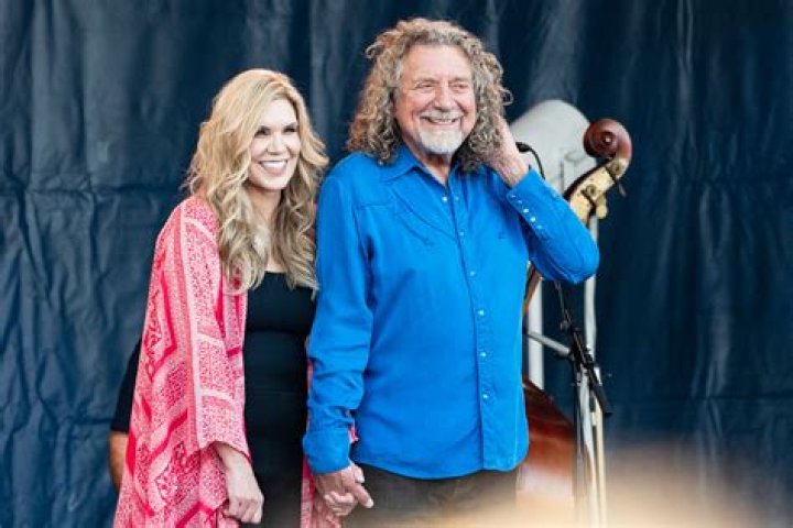 Hear Robert Plant and Alison Krauss' New Song 'High and Lonesome' CBNC