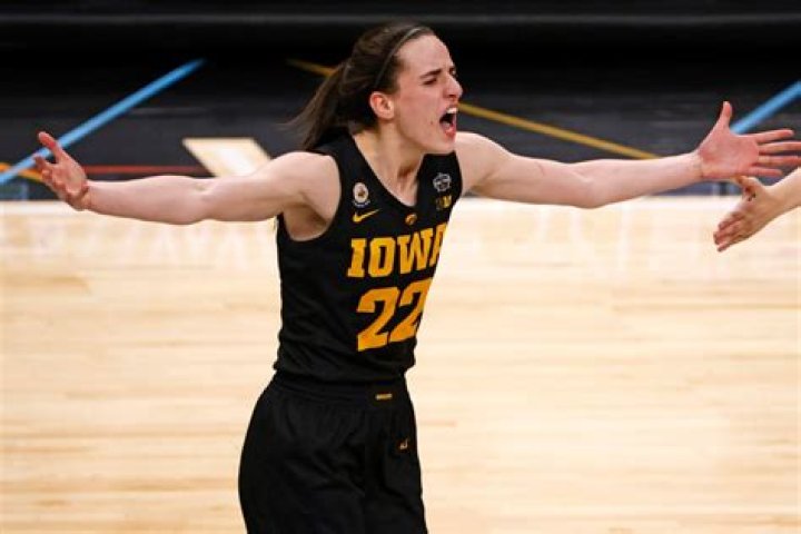 How Caitlin Clark busted South Carolina&rsquo;s defense to lead Iowa to title