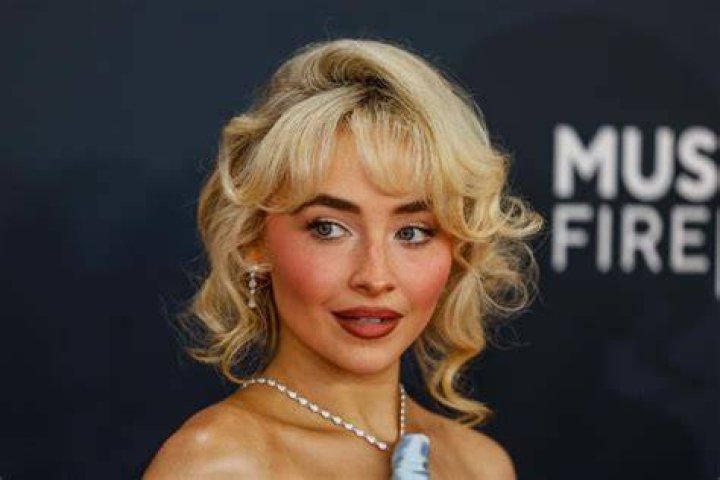 How much is Sabrina Carpenter’s Net Worth in 2022?
