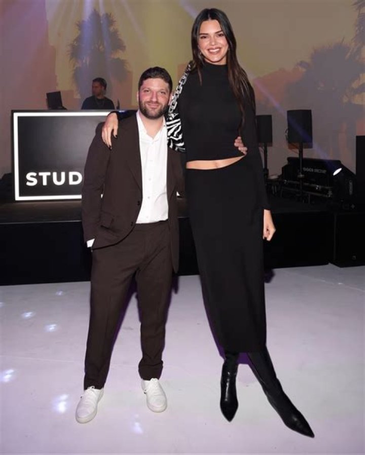 How tall is Kendall Jenner Super Stars Bio