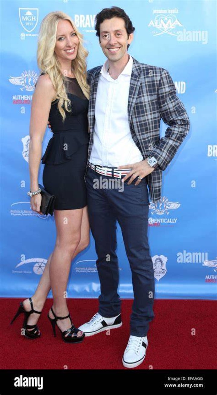 Is Max Amini Married? wpeza4