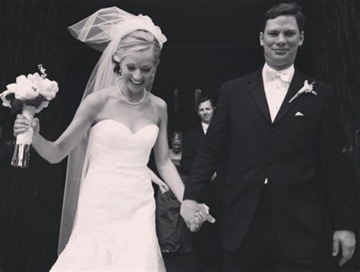 Is Sandra Smith married to Shepard Smith? Celebrity.fm 1 Official