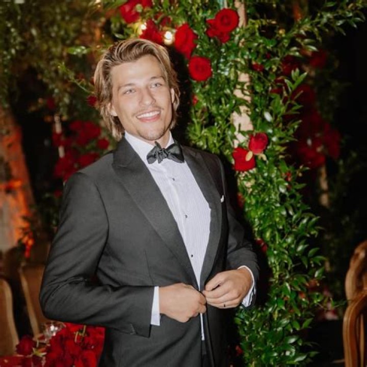 Jake Bongiovi Bio, Wiki, Age, Height, Parents, Girlfriend, Net Worth