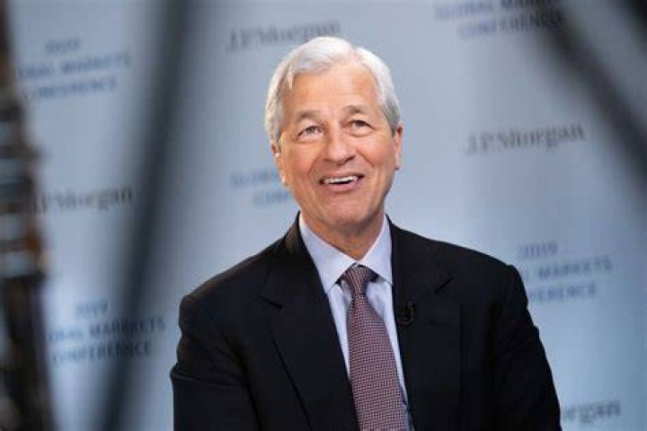 Jamie Dimon Sees Himself Atop (JPMUS) for Five More Years