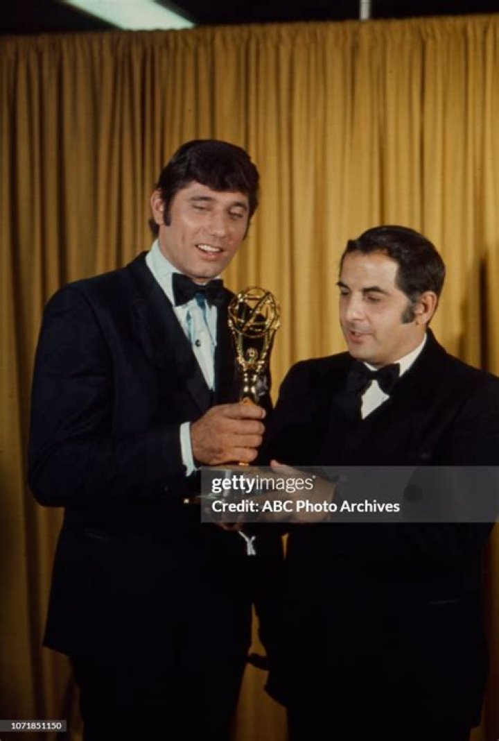 Joe Namath Awards count is 1