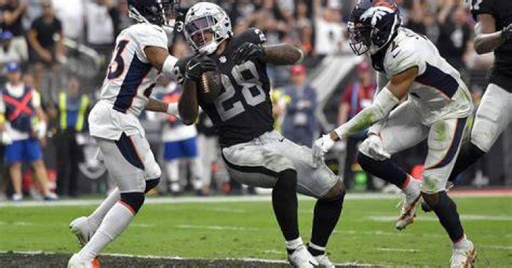 Josh Jacobs proving his worth to Raiders with rushing game AP News