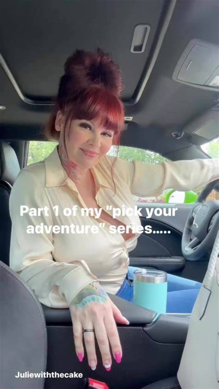 Juliewiththecake nude Whoreshub