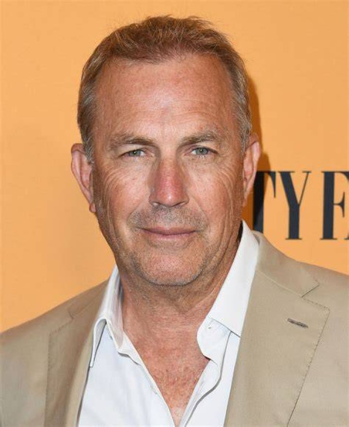 Kevin Costner's Wife Wants Him To Quit Yellowstone