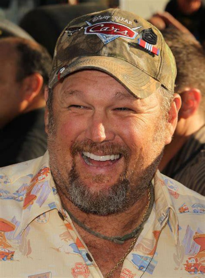 Larry The Cable Guy's Net Worth (Updated 2022) Wealthy Gorilla