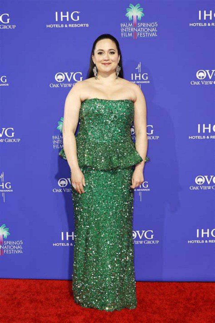 Lily Gladstone Height, Weight, Age, Boyfriend, Girlfriend, Facts, Biography