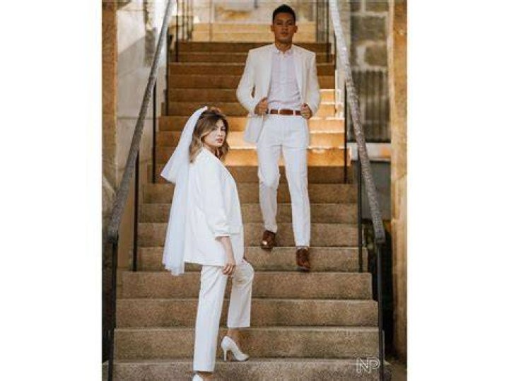 LOOK Cager Scottie Thompson and wife Jinky Serrano take postnup