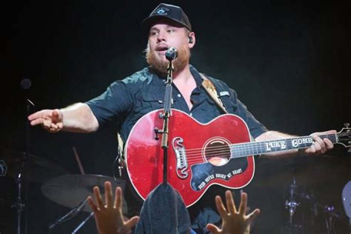 Luke Combs On 'Growin' Up' After Country's Unlikely Overnight