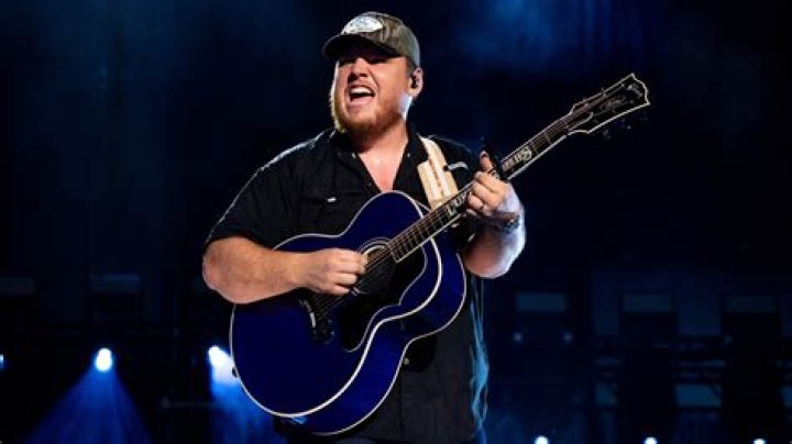 Luke Combs' Parents Are the Key to His Success [Pictures]
