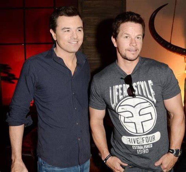Mark Wahlberg & Seth MacFarlane Are the Guys Choice Photo 2887364