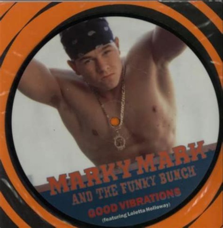 Marky Mark and the Funky Bunch I Love The 90s Nostalgia BuzzChomp