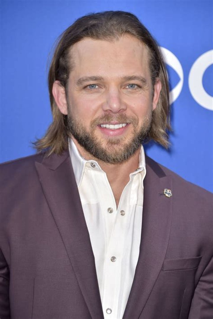 Max Thieriot photo 2 of 640 pics, wallpaper photo 468982 ThePlace2