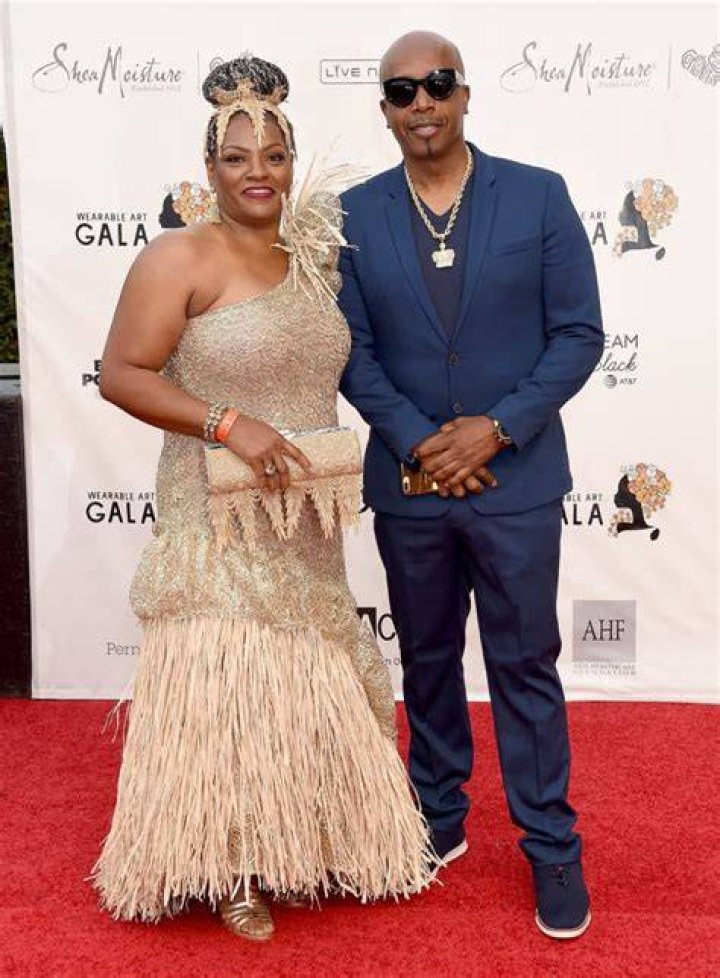 MC Hammer Celebrates 35 Years Married! Where
