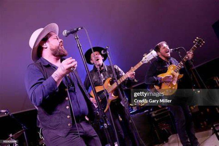 Nathaniel Rateliff &mdash; Luck Reunion