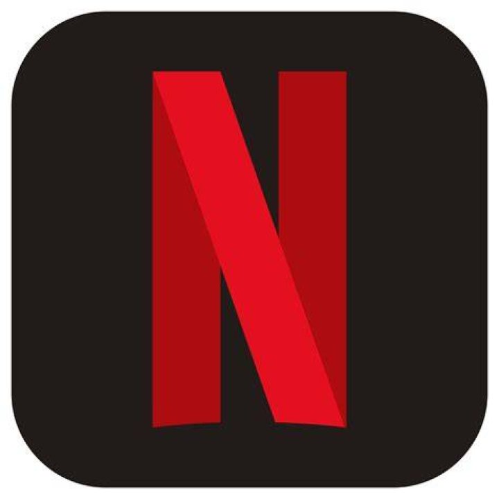 Netflix's Harry Jowsey on Sober 'Alcohol Won't Define Me'