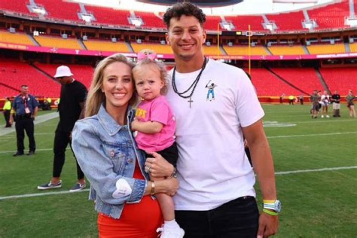 Patrick Mahomes Daughter Sterling Visits Him at Training Camp Photo