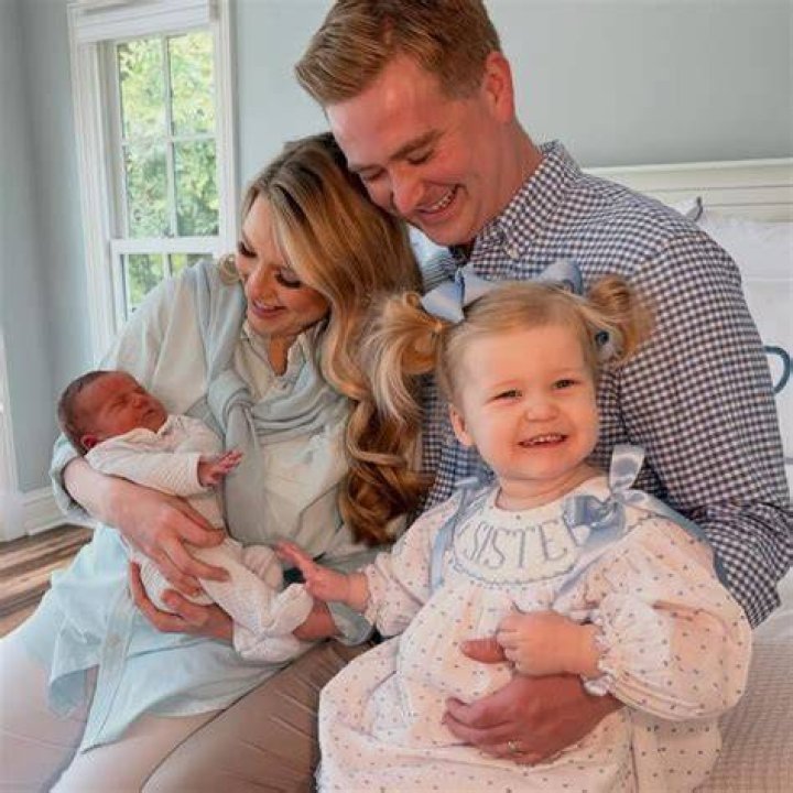 Peter Doocy Wife Is Peter Doocy of Fox News married?