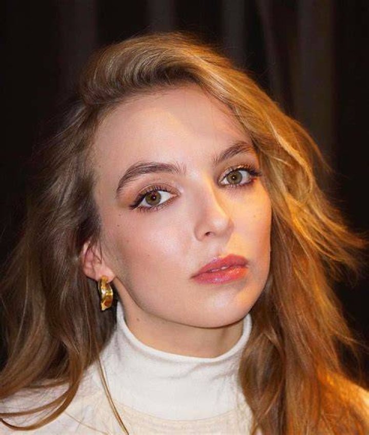 Pin on Jodie Comer