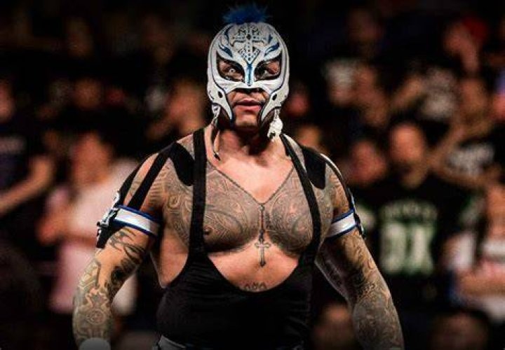 Rey Mysterio's Real Height Brie