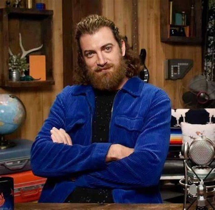 Rhett Mclaughlin bio age, height, net worth and salary, children