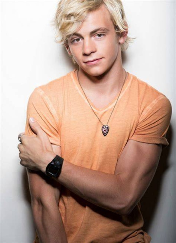 Ross Lynch Height Weight Body Stats Age Family Facts