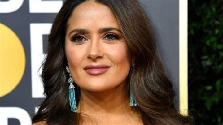 Salma Hayek, 56, is 'aging backwards' in glam new photo