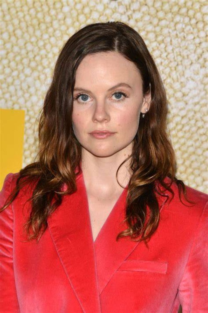 Sarah Ramos Biography, Height & Life Story Super Stars Bio
