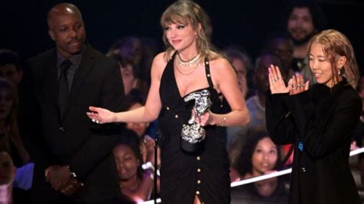 Taylor Swift Had to Accept Gaining 'A Little Extra Weight'