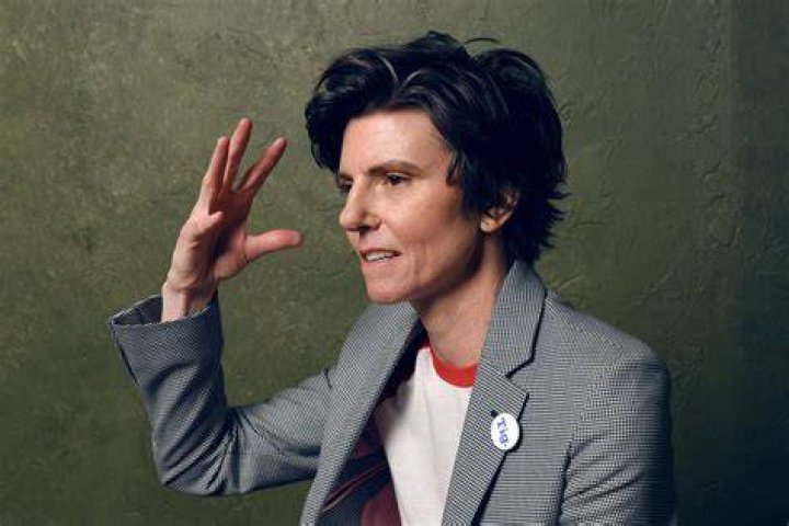 Tig Notaro on How Surviving Cancer Changes Humor “I Don’t Connect With