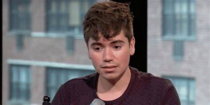 Understanding Noah Galvin's Journey: The Transgender Narrative