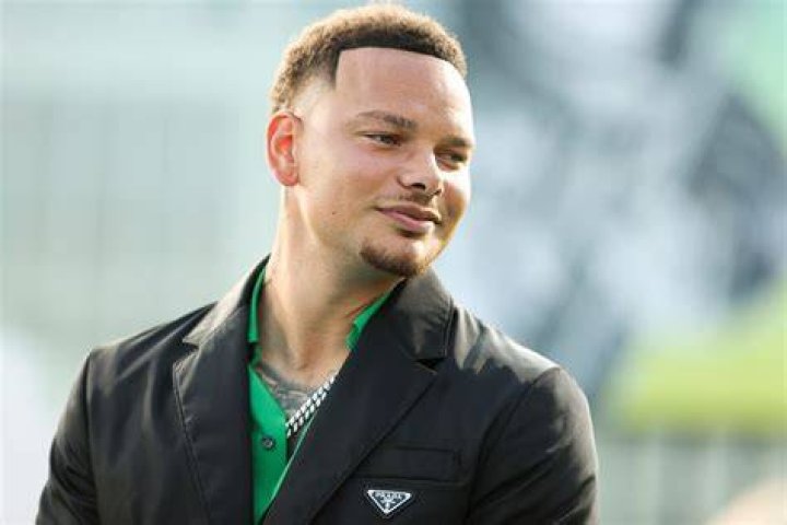 What is Kane Brown's ethnicity? Country star thought he was White until
