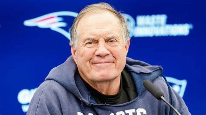 Who Is Bill Belichick's Girlfriend? Meet Linda Holliday! Photo 4222544