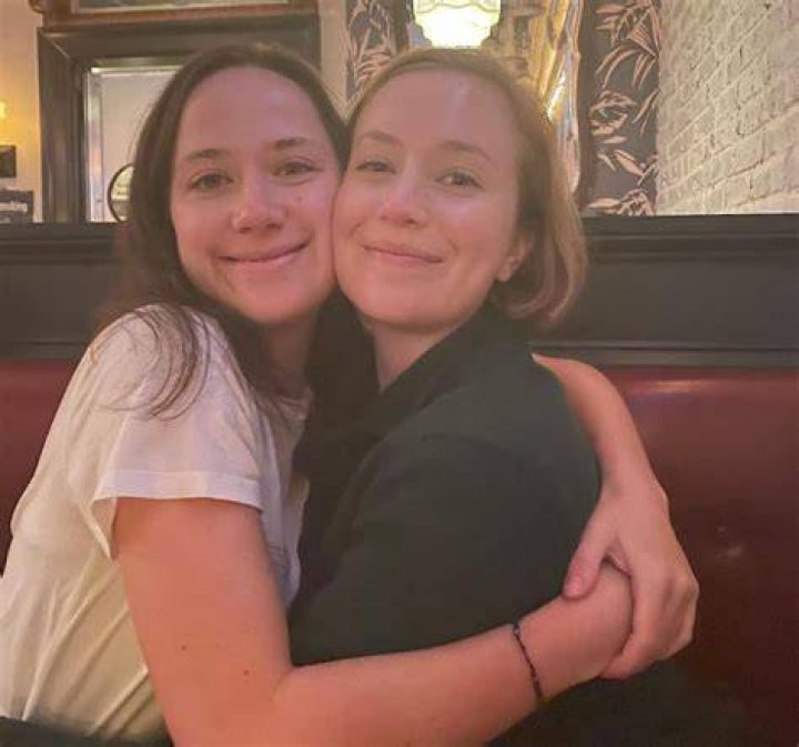 Who is Hannah Einbinder Partner? Is She Dating Anyone? Creeto