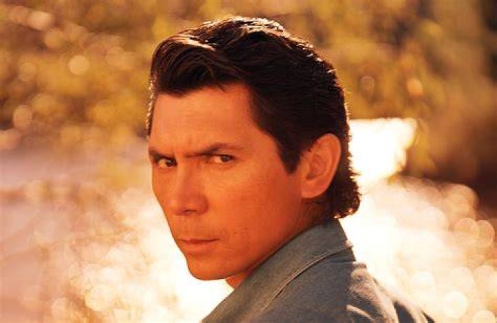 Who is Lou Diamond Phillips parents?