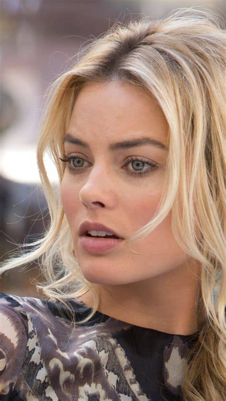 Who Is Margot Robbie's Husband, Tom Ackerley? courses.projects.cs.ksu.edu