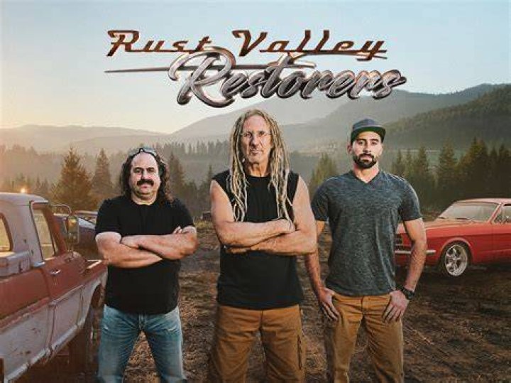 Why Rust Valley Restorers Is A Show Worth Watching On Netflix