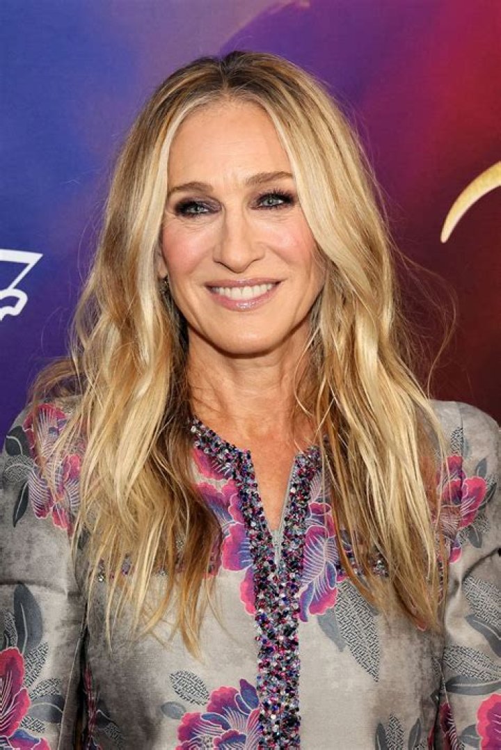 Why Sarah Jessica Parker Keeps Playing Carrie Bradshaw The New Yorker