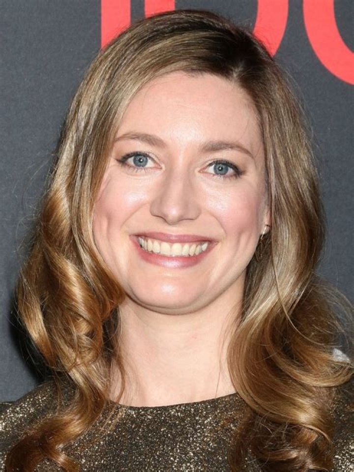 Zoe Perry Age, Wiki, Bio, Photos
